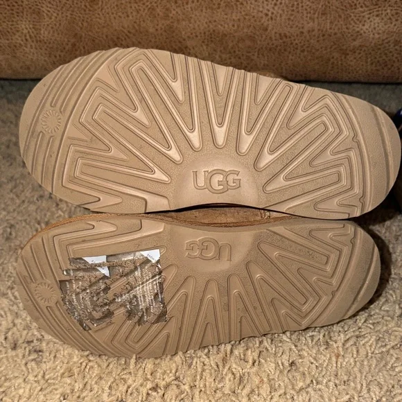 UGG Classic II Boot - Little Kid / Big Kid - Chestnut - Picture 3 of 10